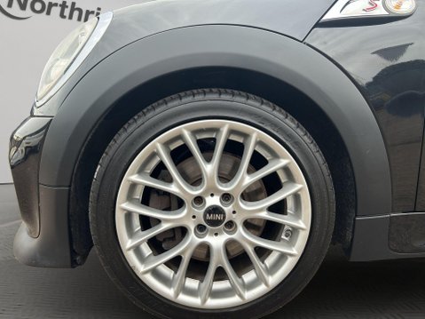 Mini Convertible 1.6 Cooper S Euro 5 (s/s) 2dr 20