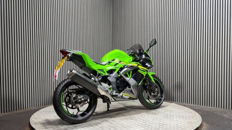 Kawasaki Ninja 2020 ONLY 13K LONG MOT WARRANTY SPORTS BIKE 125CC 3