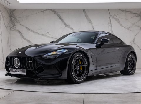 Mercedes-Benz Amg GT 63 PREMIUM + 1