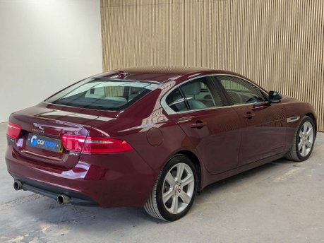 Jaguar XE 2.0 XE Portfolio i Auto 4dr 27