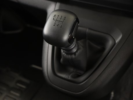 Peugeot Expert M 2.0 BlueHDi 145 Professional 20