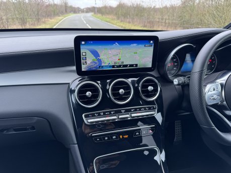 Mercedes-Benz GLC GLC 300 MHEV 4Matic AMG Line Auto Petrol SAT NAV/PARKTRONIC/SIDE STEPS 10