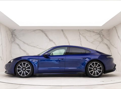 Porsche Taycan TURBO 93KWH 3