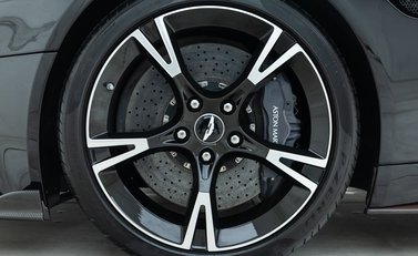 Aston Martin Vanquish S Ultimate 26