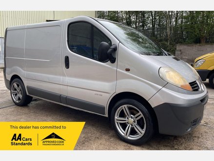 Renault Trafic 2.0 TD dCi SL29 QS6 L1 H1 4dr