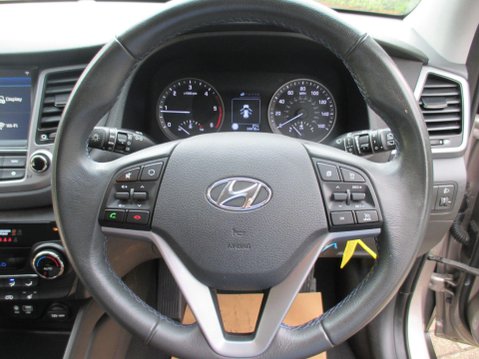 Hyundai TUCSON 2.0 CRDi SE Nav 4WD Euro 6 5dr 18