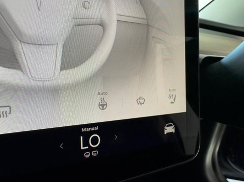 Tesla Model 3 Auto RWD 4dr 12