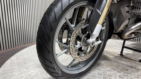 BMW R1200GS LC 2013 LOTS OF EXTRAS FULL LUGGAGE ONLY 36K SERVICED 39