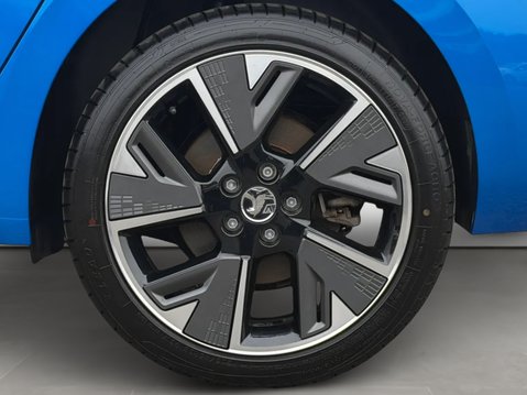 Vauxhall Astra 115kW Ultimate 54kWh 5dr Auto 14