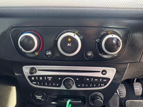 Renault Megane 1.6 16V Dynamique TomTom Euro 5 5dr 18