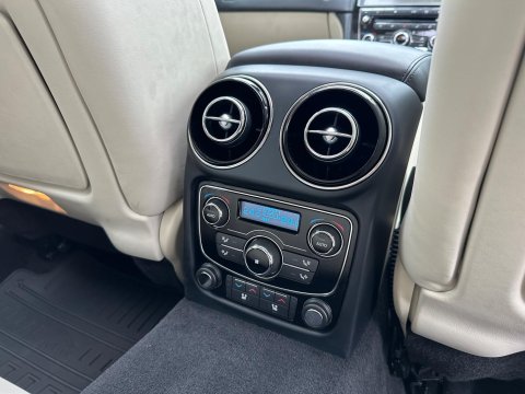 Jaguar XJ 3.0d V6 Portfolio Saloon 4dr Diesel Auto Euro 6 (s/s) (300 ps) 28