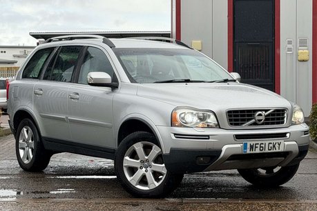 Volvo XC90 2.4 D5 SE SUV 5dr Diesel Geartronic AWD (219 g/km, 200 bhp)