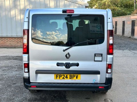 Renault Trafic 2.0 dCi LL30 Advance EDC L2 H1 Euro 6 (s/s) 5dr (9 Seat) 6