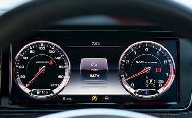 Mercedes-Benz S Class S63 Coupe 17