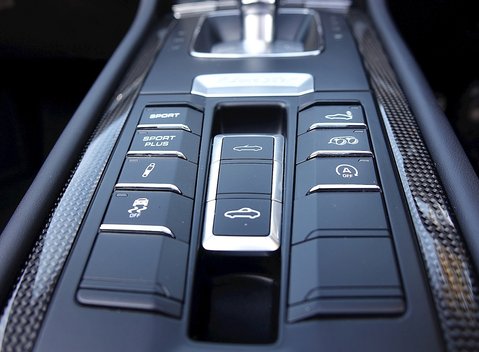 Porsche Boxster GTS 18