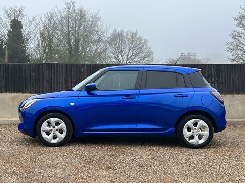 Suzuki Swift MOTION 6