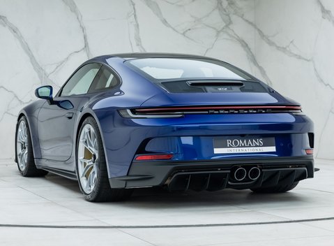 Porsche 911 GT3 Touring (992) 7