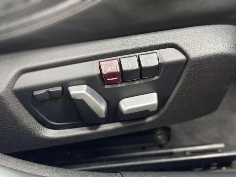 BMW M3 3.0 BiTurbo Competition Saloon 4dr Petrol DCT Euro 6 (s/s) (450 ps) 40