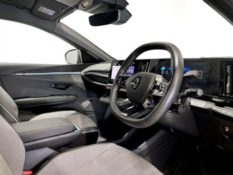 Renault Megane E-Tech 60kWh techno Hatchback 5dr Electric Auto (optimum charge) (220 ps) 12
