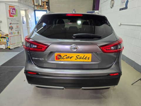 Nissan Qashqai 1.5 dCi Tekna Euro 6 (s/s) 5dr 8