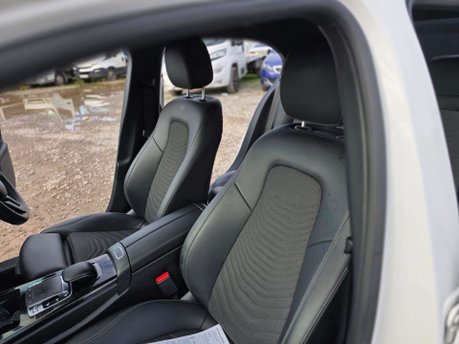 Mercedes-Benz A Class 1.5 A180d SE (Executive) Hatchback 5dr Diesel 7G-DCT Euro 6 (s/s) (116 ps) 39