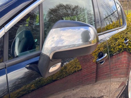 Peugeot 3008 1.6 3008 Allure HDi 5dr 43