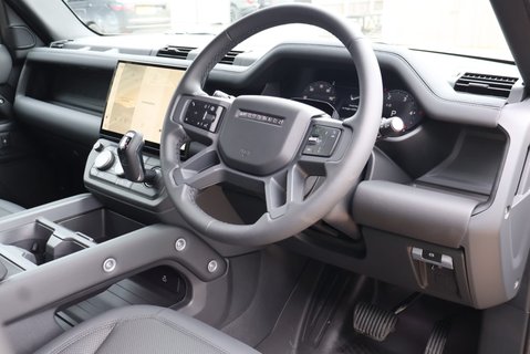 Land Rover Defender 110 D250 HARD TOP X-DYNAMIC  REAR SEAT CONVERSION SEEKER STYLED  12