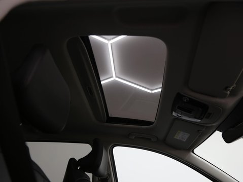 Kia Niro 64.8kWh 4 Auto 5dr 26