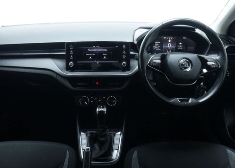 Skoda Fabia 1.0 Fabia SE Comfort TSi Semi-Auto 5dr 20