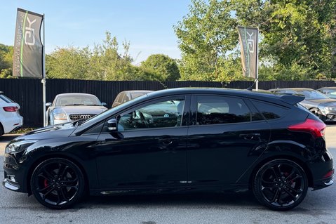 Ford Focus ST-3 TDCI - 2 OWNERS - 9 FORD MAIN DEALER SERVICES RECORDED 9