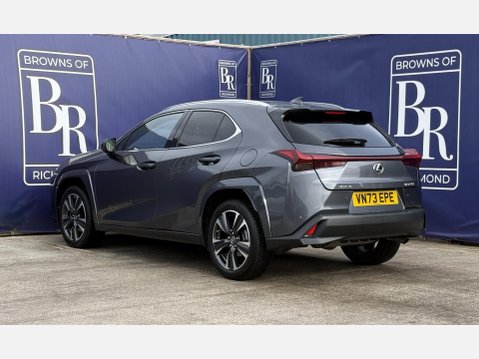 Lexus Ux 2.0 250h Takumi SUV 5dr Petrol Hybrid E-CVT Euro 6 (s/s) (184 ps) 6