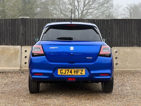 Suzuki Swift MOTION 8