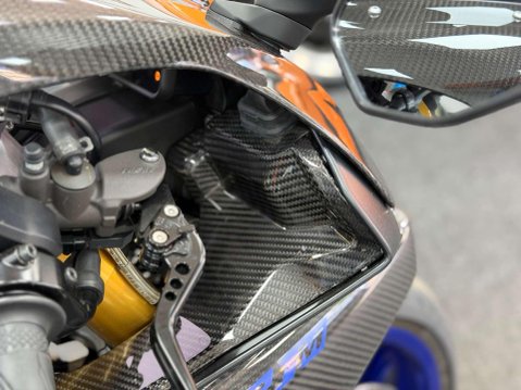 Yamaha R1M 1000 Super Sports Petrol Manual (200 ps) 20