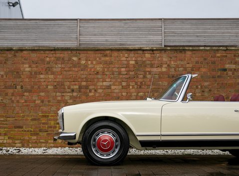 Mercedes-Benz SL Class SL Pagoda 28