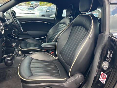 Mini Coupe 2.0 Cooper SD Auto Euro 5 2dr 29