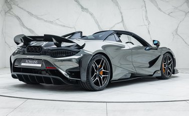 McLaren 765LT Spider 6