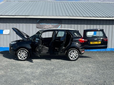 Ford Ecosport 1.5 TDCi Titanium 2WD Euro 6 5dr 3