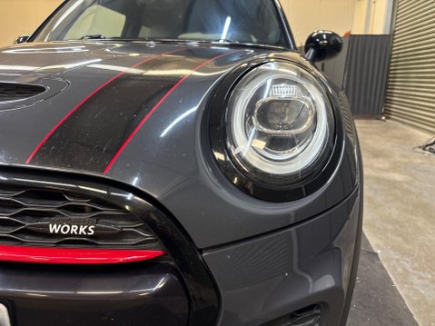 Mini Hatch 2.0 John Cooper Works Euro 6 (s/s) 3dr 40