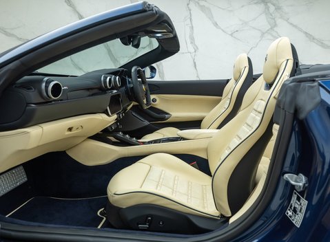 Ferrari Portofino M 18