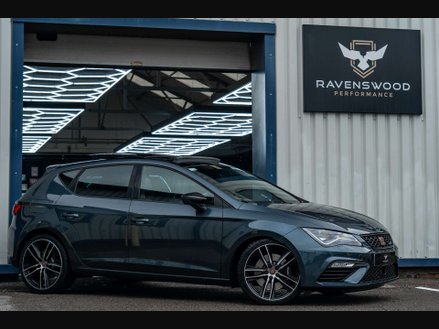 SEAT Leon 2.0 Leon Cupra Luxury 290 TSi Semi-Auto 5dr