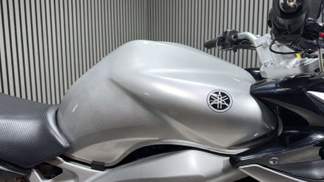 Yamaha FZ 2004 ONLY 22K GOOD RUNNING PROJECT BIKE 600CC 12