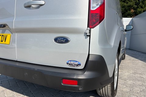 Ford Transit Connect 240 L2 120 ps Limited Panel Van 21