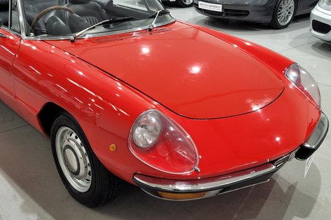 Alfa Romeo Spider 1750 VELOCE 12