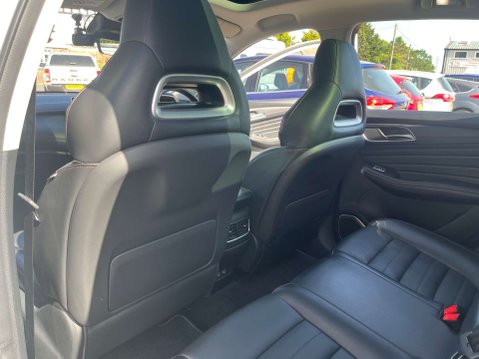 MG HS 1.5 MG HS Exclusive PHEV Auto 5dr 32