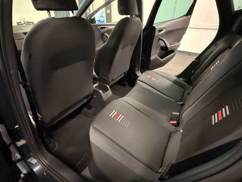 SEAT Arona 1.0 Arona FR EcoTSI Semi-Auto 5dr 43