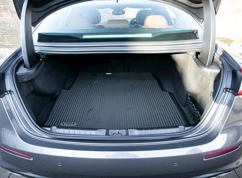 Maserati Ghibli GranLusso 28