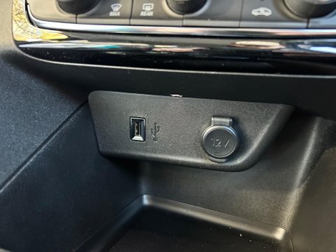 Vauxhall Corsa ELITE NAV PREMIUM 31