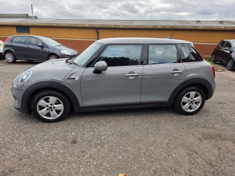 Mini Hatch 1.5 Cooper 5dr 30