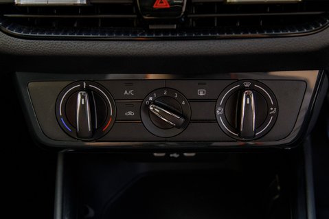 Skoda Fabia COLOUR EDITION MPI 36