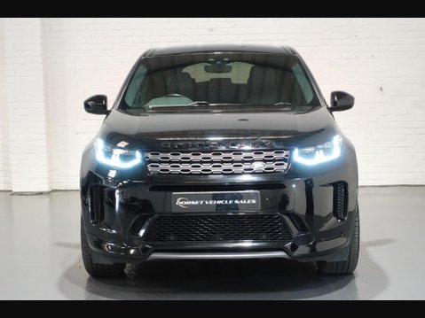 Land Rover Discovery Sport 2.0 D180 MHEV R-Dynamic SE Auto 4WD Euro 6 (s/s) 5dr 4